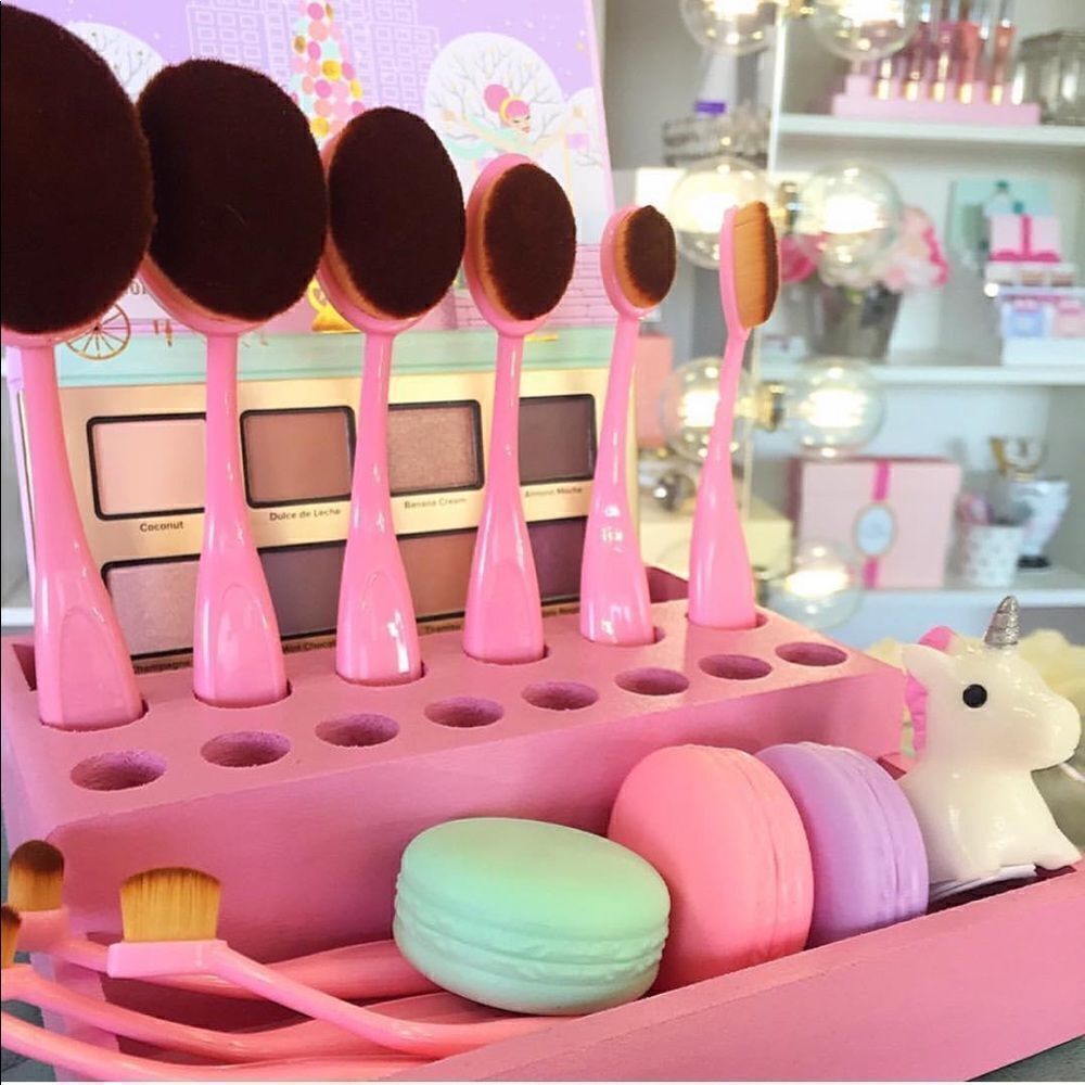 10 piece set oval brush set
